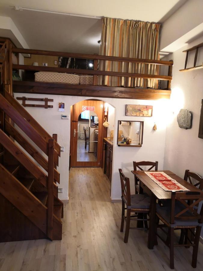 Апартаменти Le Petit Refuge Cervinia Брей-Червінія Екстер'єр фото