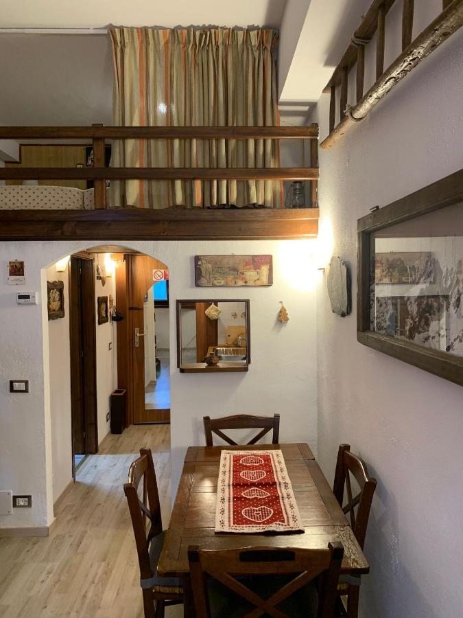 Апартаменти Le Petit Refuge Cervinia Брей-Червінія Екстер'єр фото