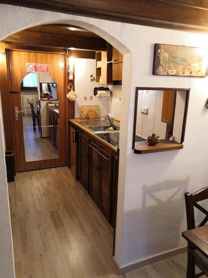 Апартаменти Le Petit Refuge Cervinia Брей-Червінія Екстер'єр фото