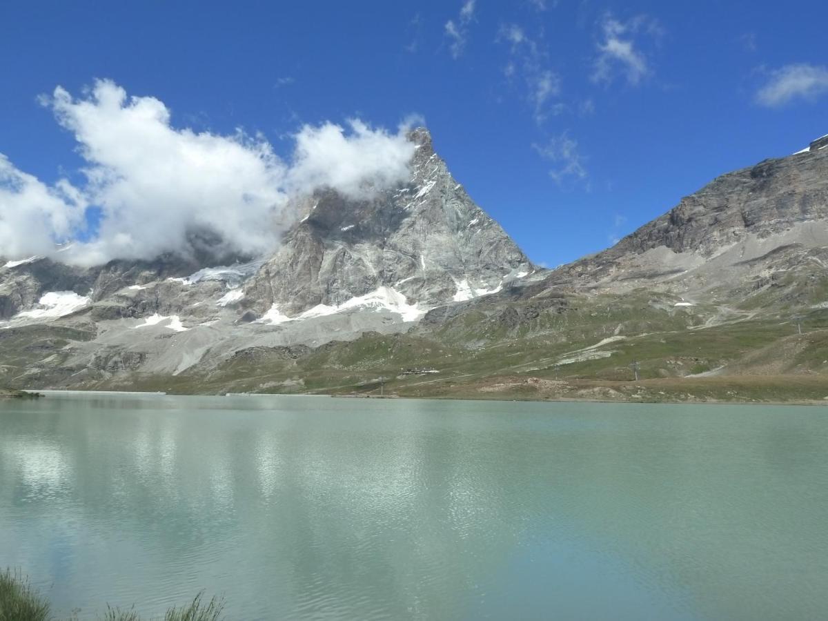 Апартаменти Le Petit Refuge Cervinia Брей-Червінія Екстер'єр фото