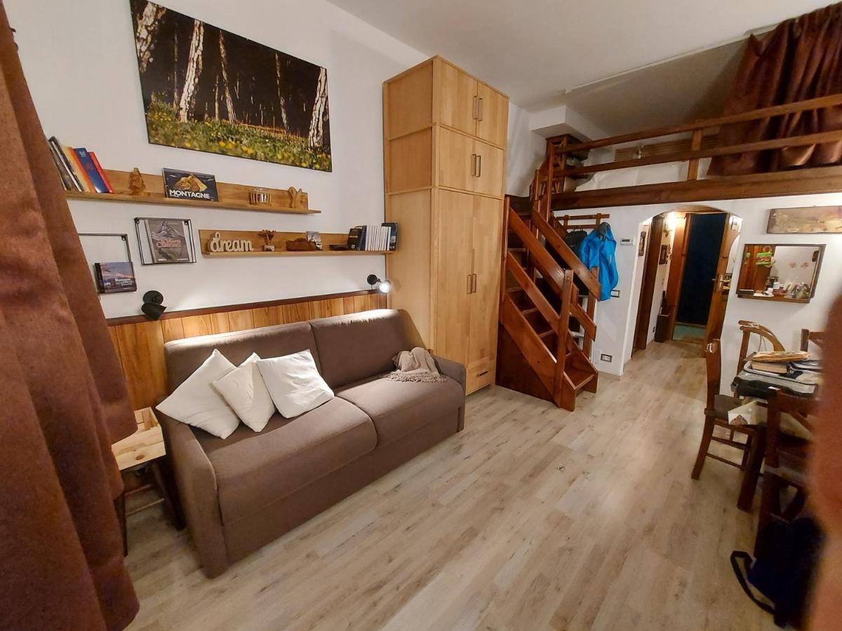 Апартаменти Le Petit Refuge Cervinia Брей-Червінія Екстер'єр фото