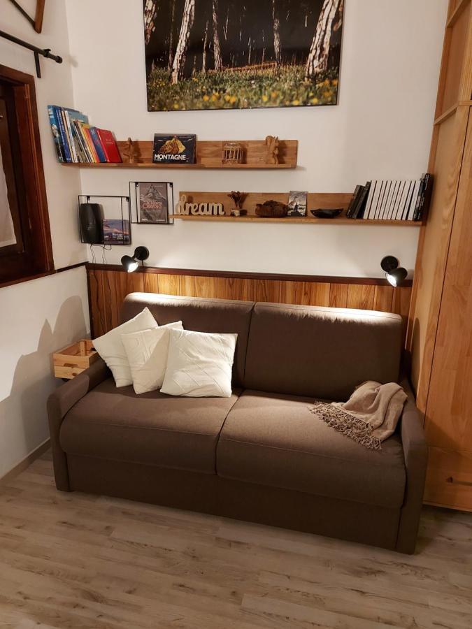 Апартаменти Le Petit Refuge Cervinia Брей-Червінія Екстер'єр фото