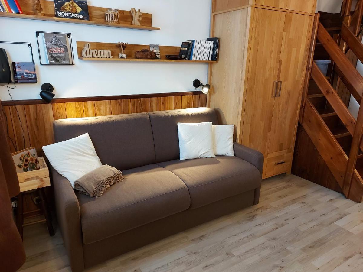 Апартаменти Le Petit Refuge Cervinia Брей-Червінія Екстер'єр фото