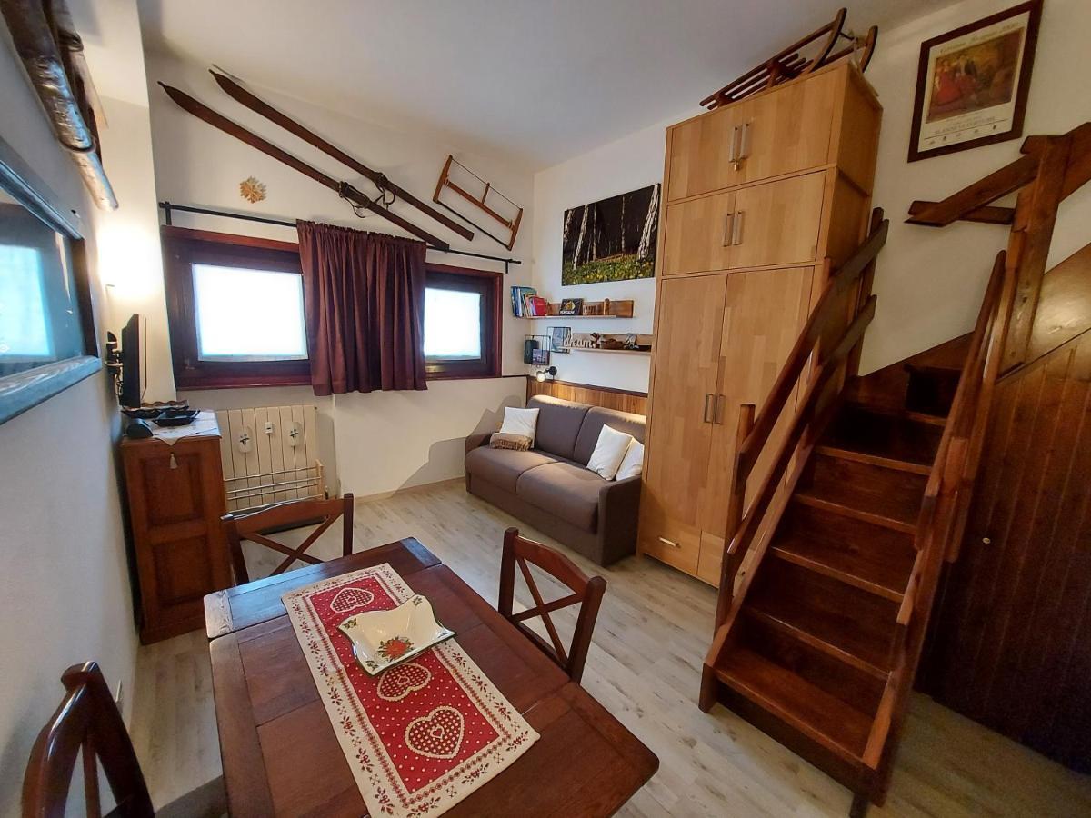 Апартаменти Le Petit Refuge Cervinia Брей-Червінія Екстер'єр фото
